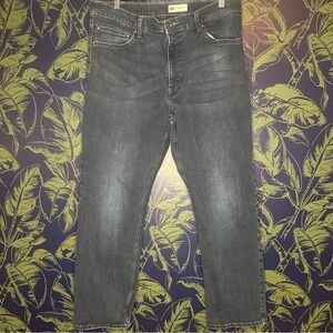 Wrangler Blue Straight Jeans Classic Denim Style